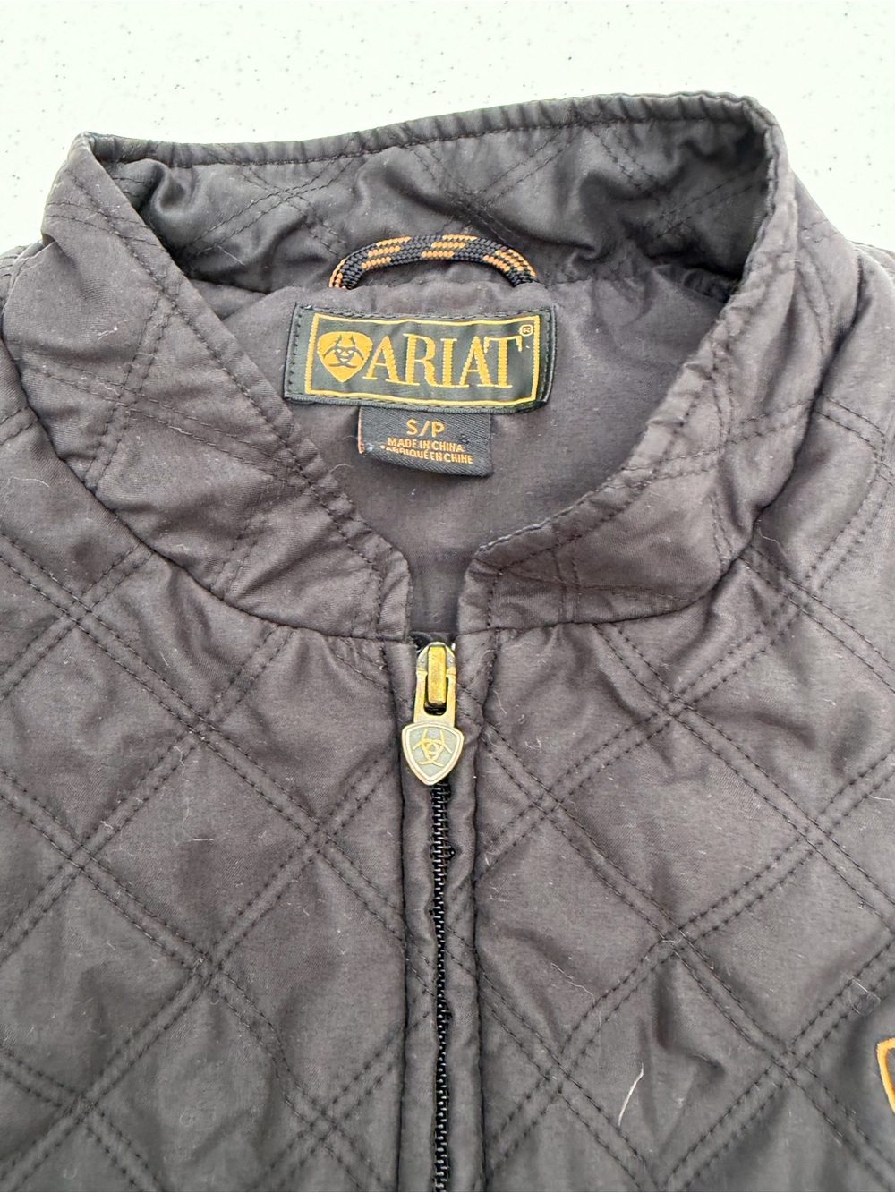 Ariat Black Quilted Sleeveless Vest with Logo - Picture 4 of 7